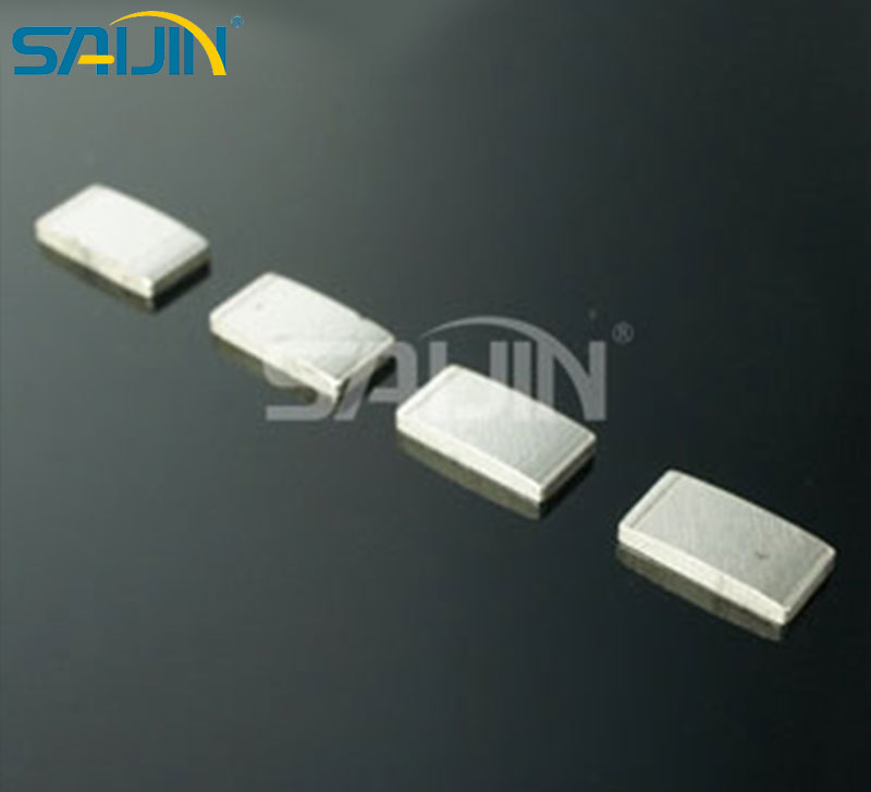 焊接銀觸片繼電器觸點(diǎn)觸頭